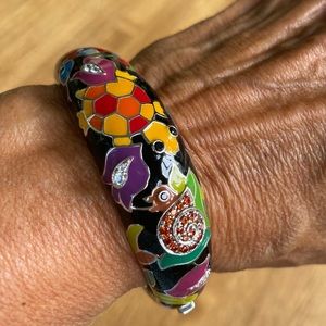 Belle Etoile Galapagos Turtle and Snail enamel bracelet-Black